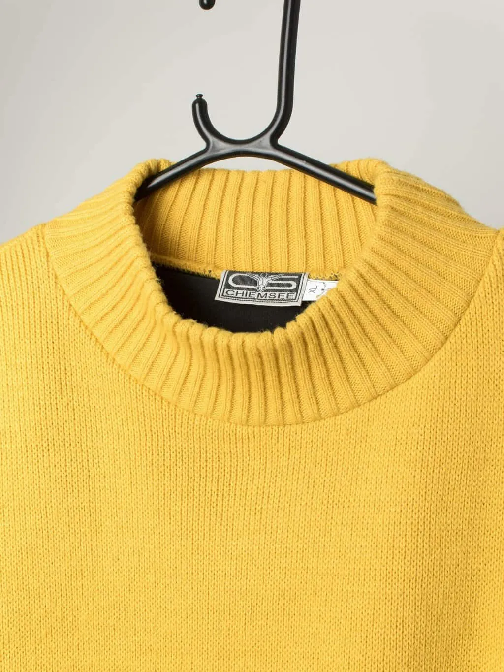 90s Chiemsee windsurfing sweater in mustard yellow with waterproof lining – XL