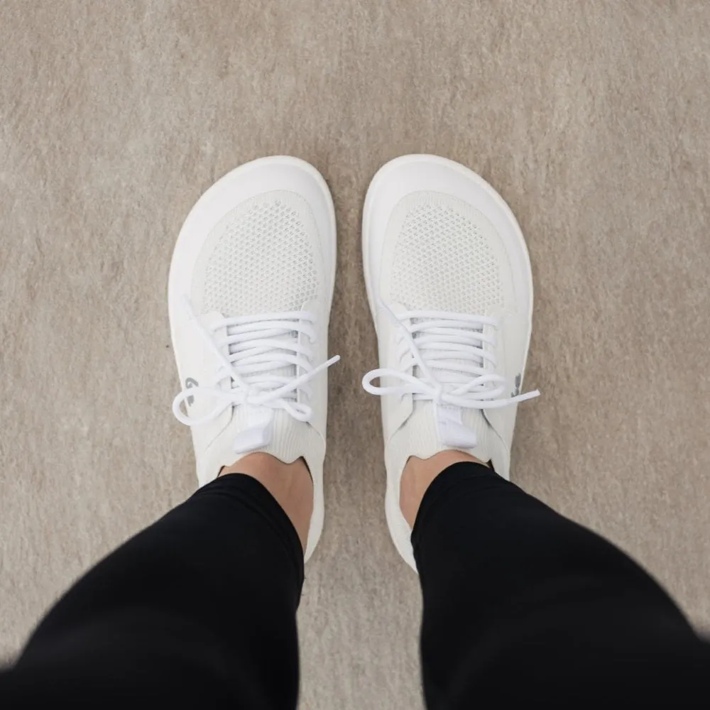 Be Lenka Swift Active Knit Sneaker - All White 38 - Like New