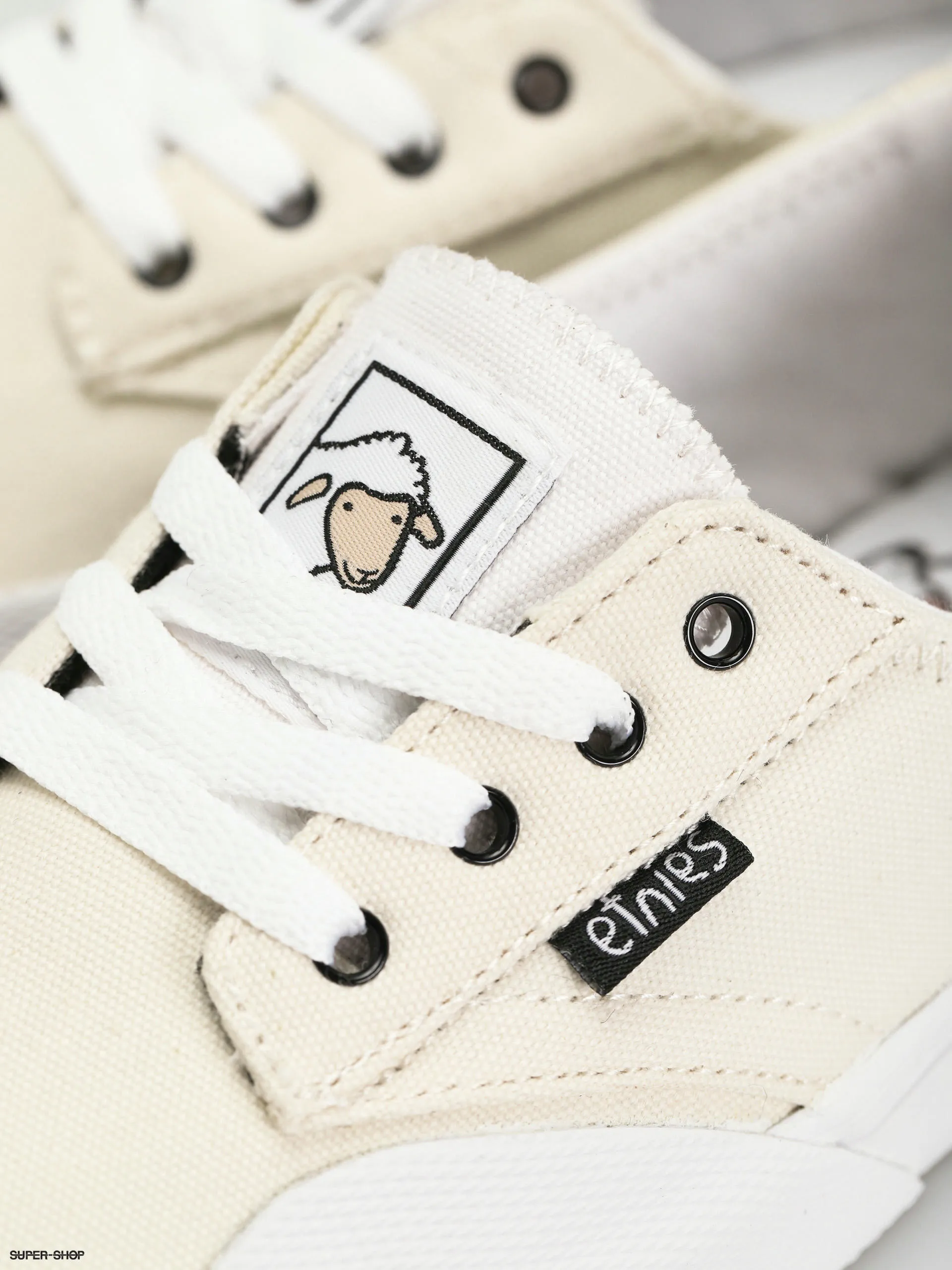 Etnies Jameson Vulc Ls X Sheep Shoes (white/white/gum)