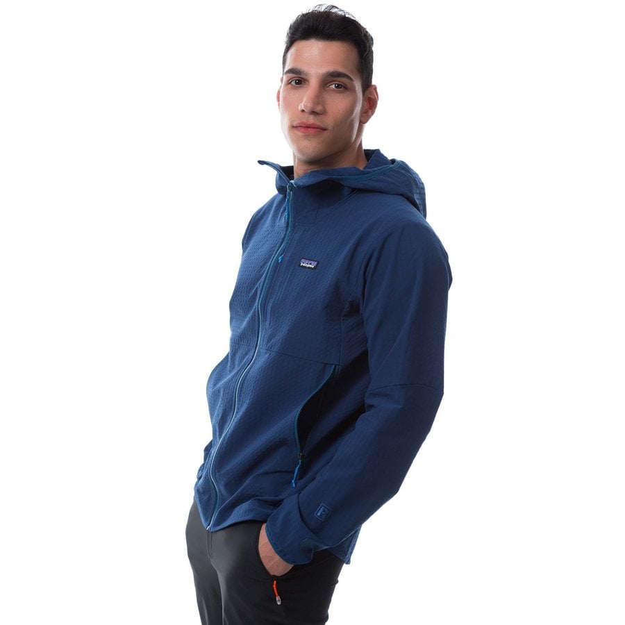 R1 TechFace Hoody Softshell Jacket