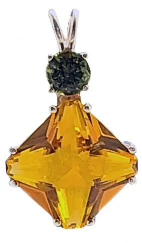 Siberian Gold Quartz Small Magician Stone? with Round Cut Moldavite