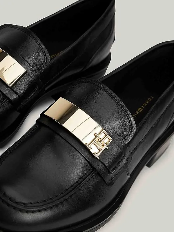 Tommy Hilfiger Logo Leather Loafer